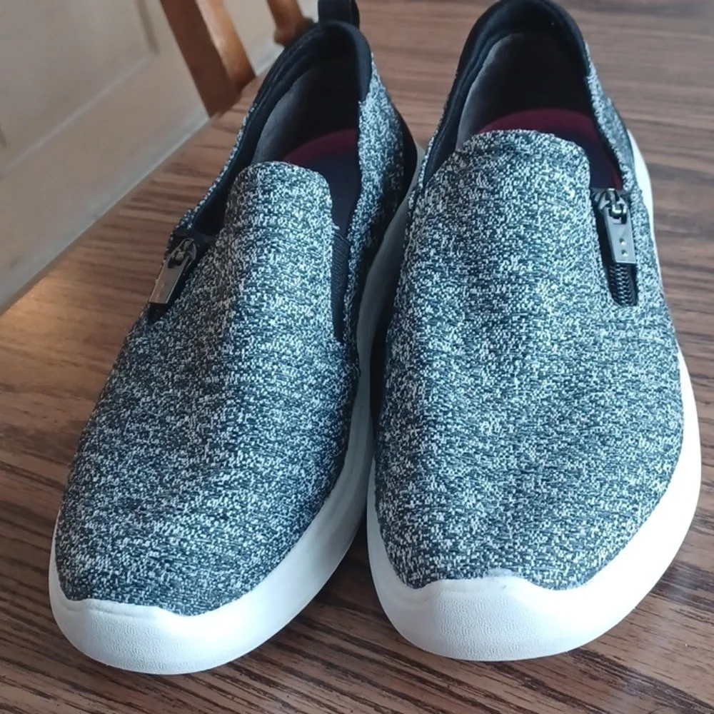 Ryka Grey Slip-on Sneakers, Sz 7
